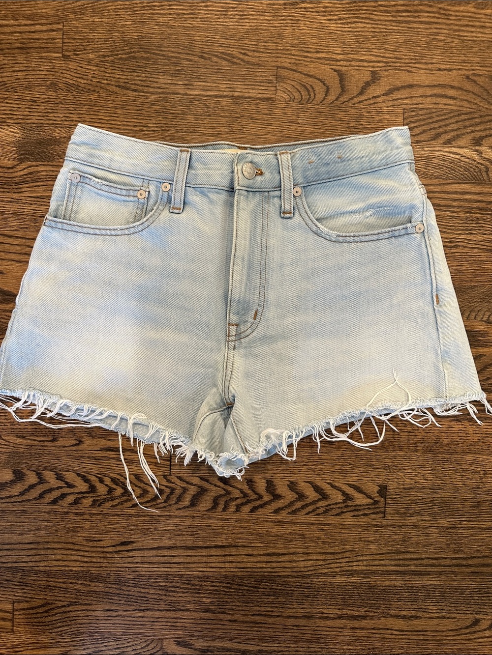 Like new Madewell Relaxed Denim Shorts